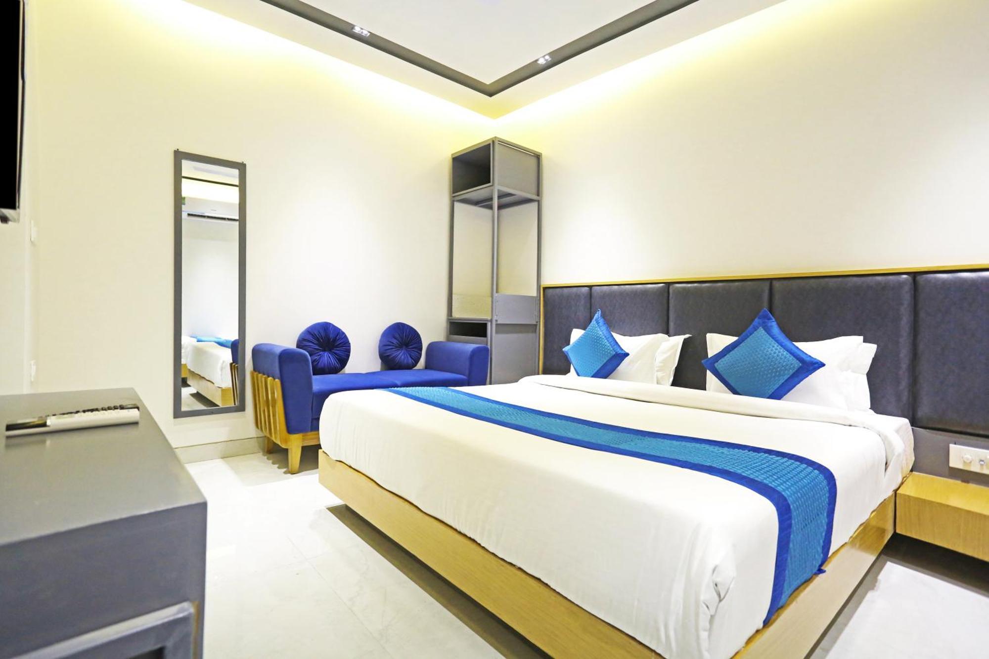 Crown Hotel Agra Near Taj Mahal Eksteriør bilde